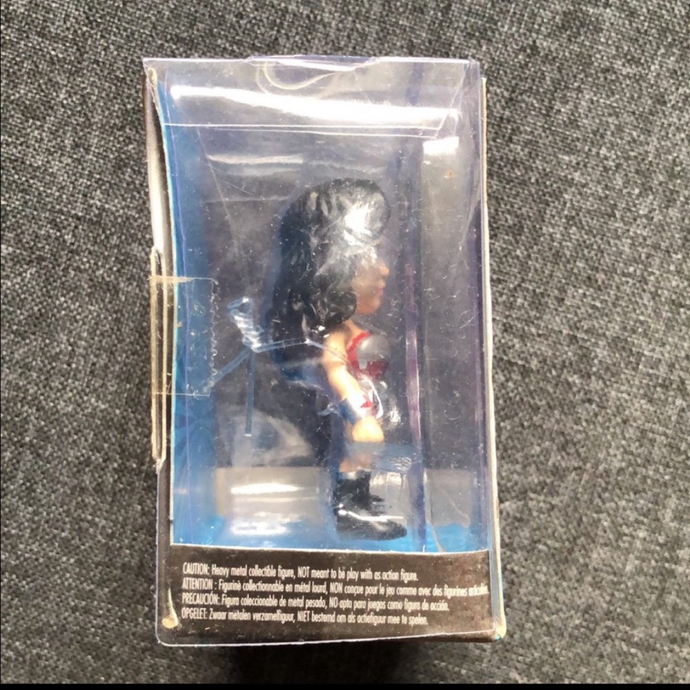 Jada Metals Die Cast Wonder Woman (2016) DC Comics Collectable Figure 2.5” - Picture 6 of 8